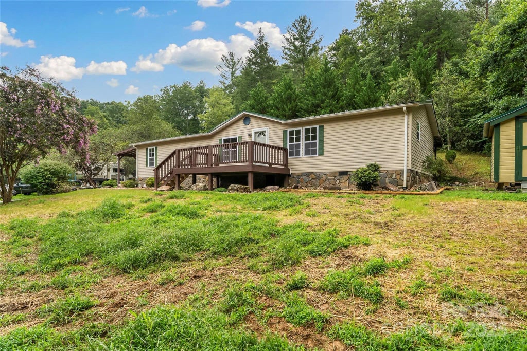 2236 Sisue Street, Morganton