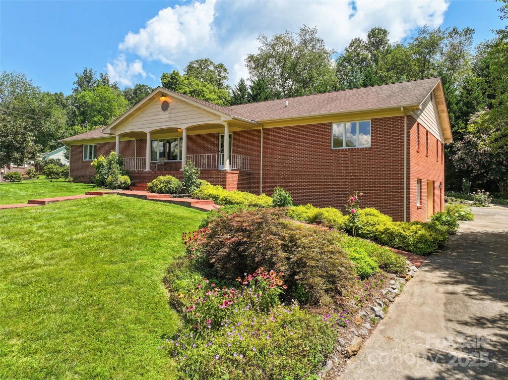 30 Harrell Drive, Lake Junaluska
