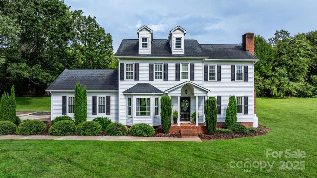 2169 E Winds Avenue, Morganton