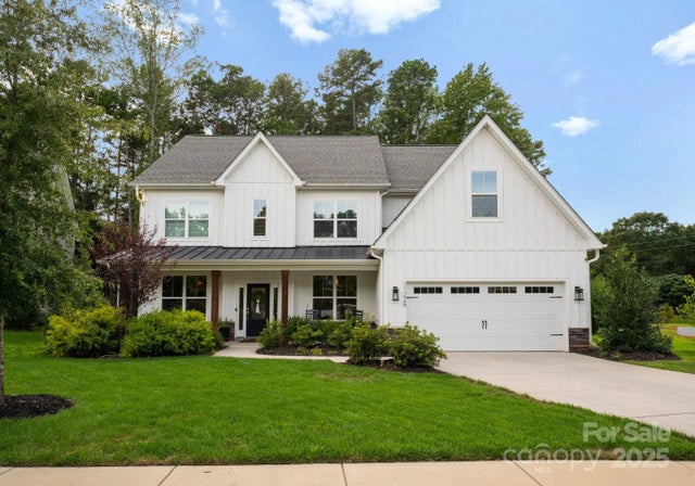 11228 Wooded Saddle Road, Charlotte