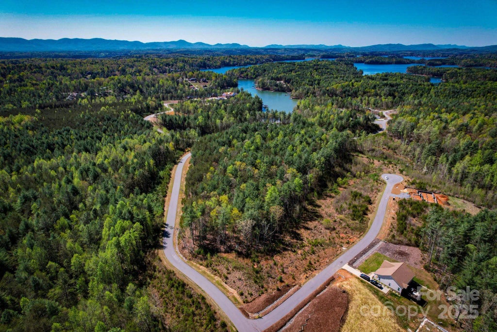 2033 Starlight Lane 111, Morganton