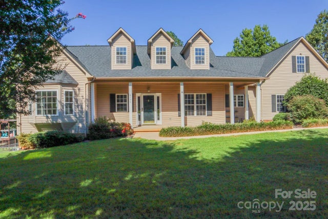 4106 Hemingway Drive, Hickory