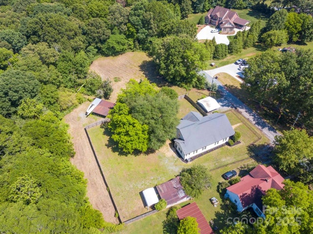 1111 Unionville Church Road, Monroe