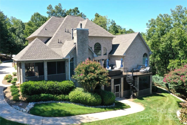 3996 Deer Run Drive Ne, Conover