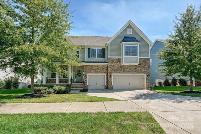180 Canoe Pole Lane, Mooresville