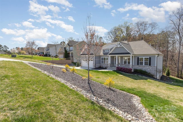123 Farm Knoll Way, Mooresville