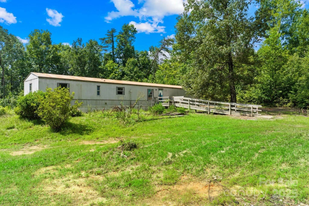 6261 Lor Road, Morganton
