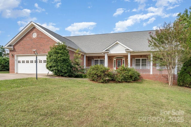 640 40th Avenue Lane Nw, Hickory