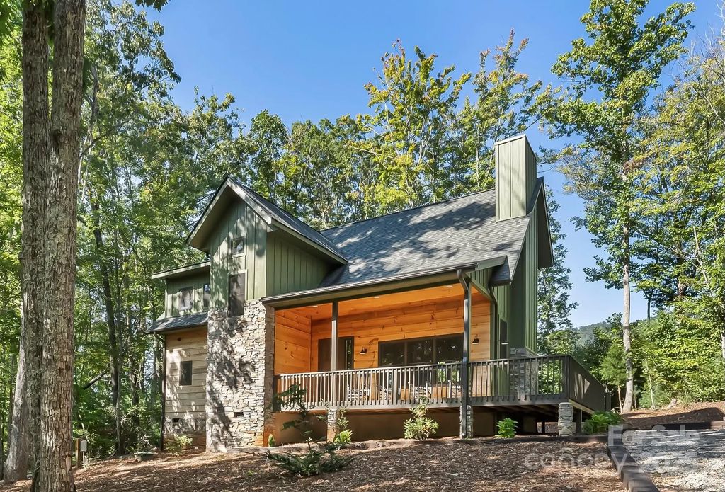 90 Clinchfield Gap Road, Marion