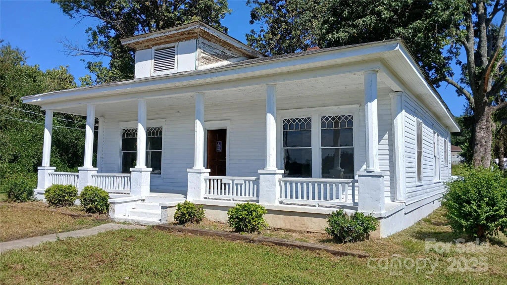 204 N Main Street, Morganton