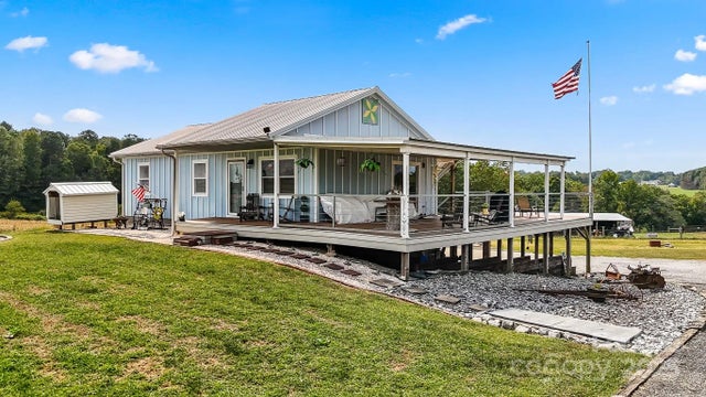 6042 Heavner Road, Vale