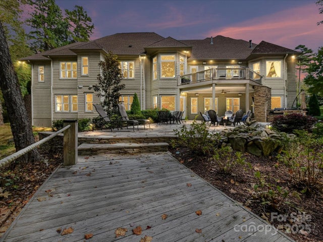 168 Brownstone Drive, Mooresville