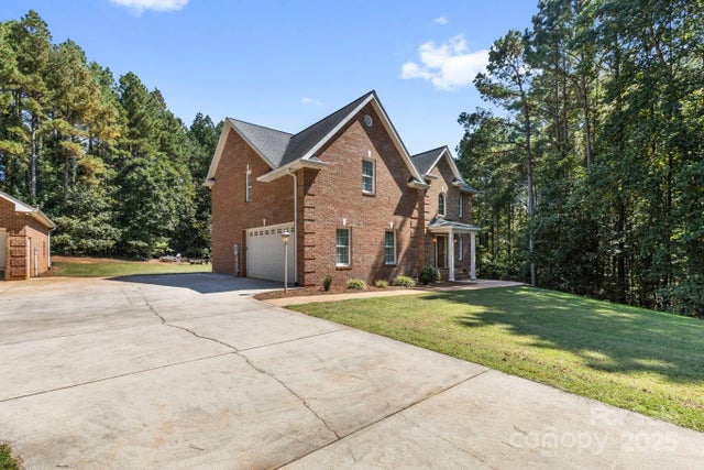 115 Fulbright Road, Stony Point