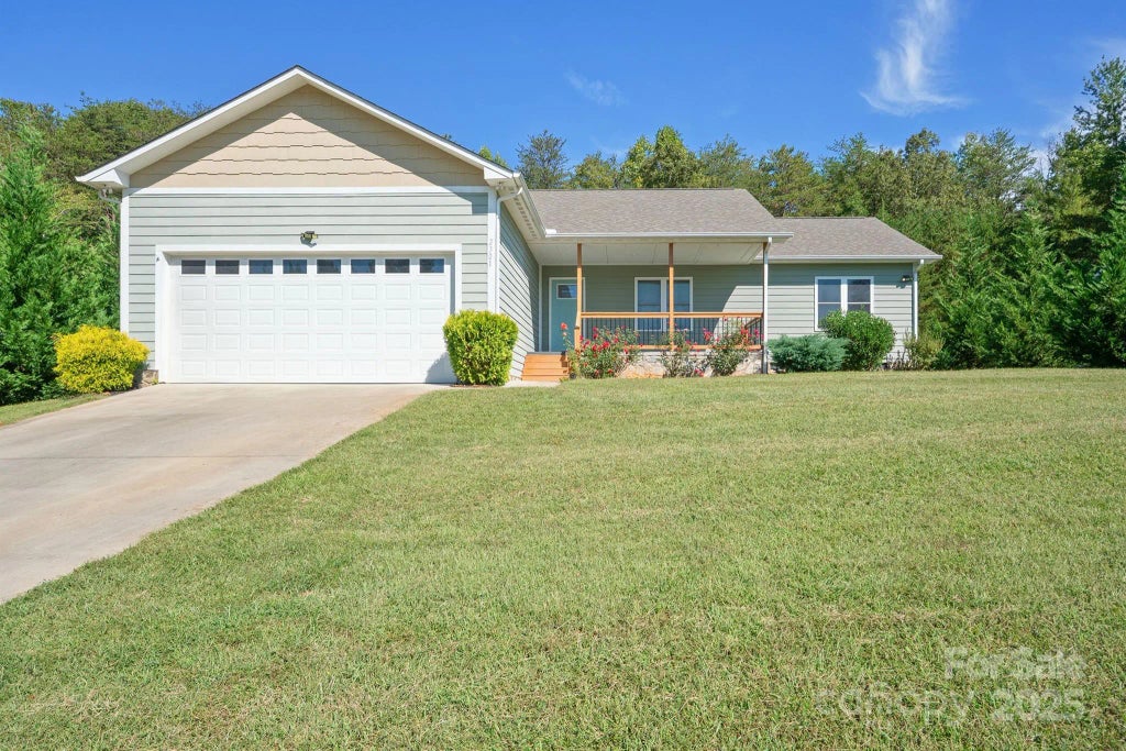 2301 Saratoga Run, Morganton