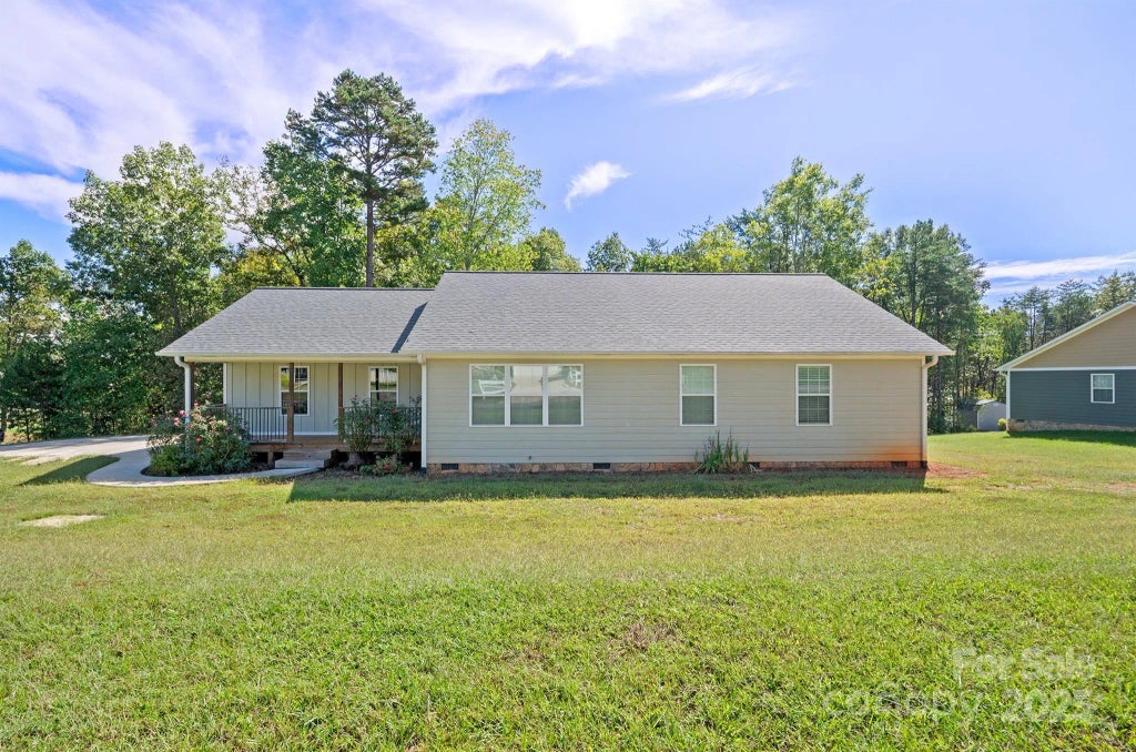 4390 Belmont Drive, Morganton