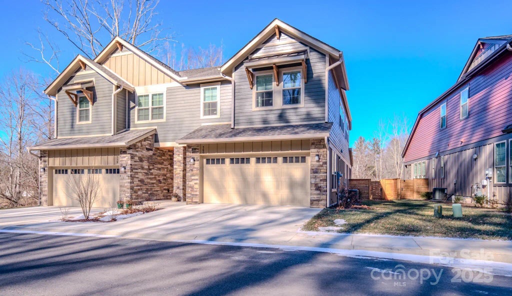 560 Sweet Birch Park Lane, Black Mountain