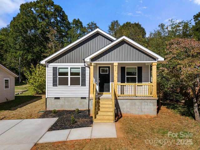 517 W Pine Street, Maiden