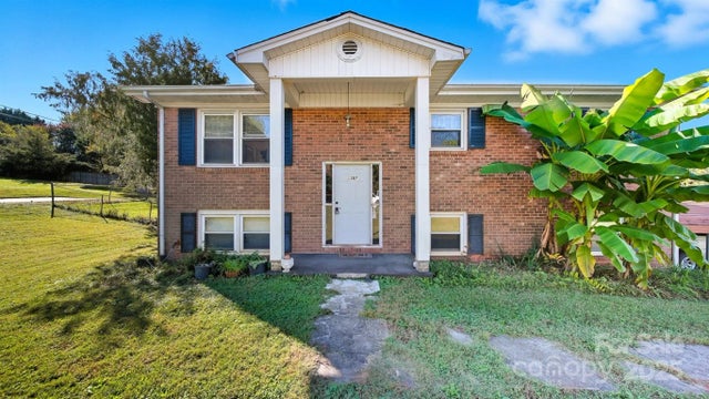 1307 Winston Street, Conover