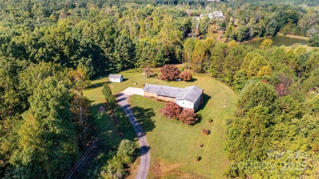 4015 Nc Hwy 18 Highway, Vale