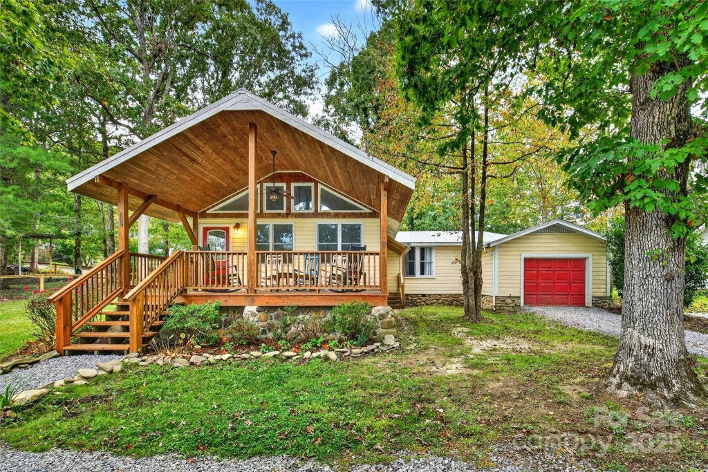 809 Montreat Road, Black Mountain