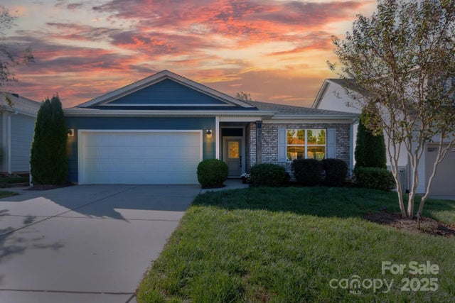 5002 Looking Glass Trail, Denver