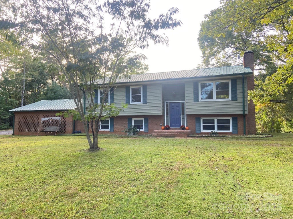 3788 Fish Hatchery Road, Morganton