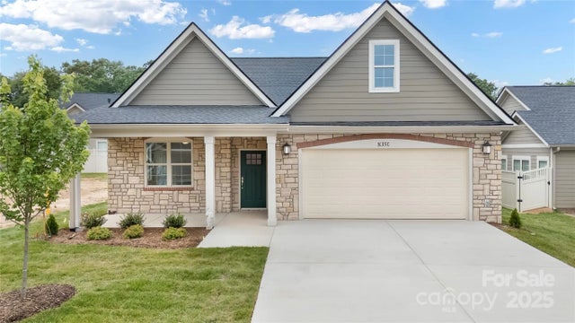 829 B Wynnshire Drive 58, Hickory