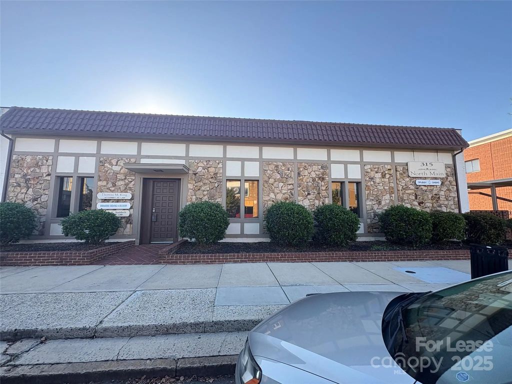 315 N Main Street 7, Salisbury
