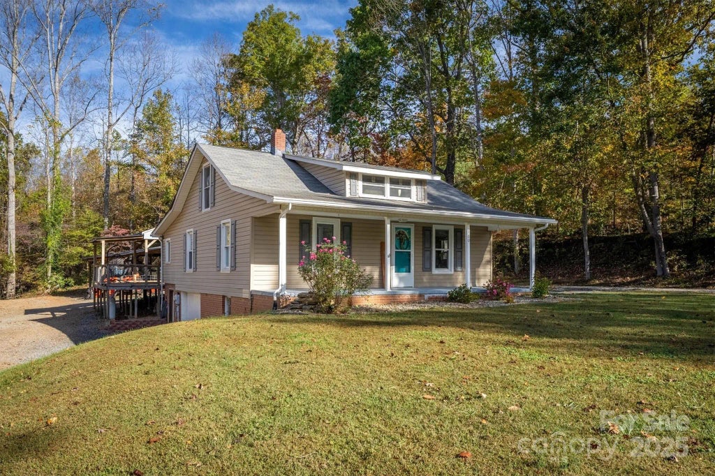 110 Topaz Avenue, Morganton