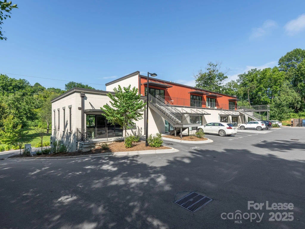 76 Glendale Avenue 302, Asheville