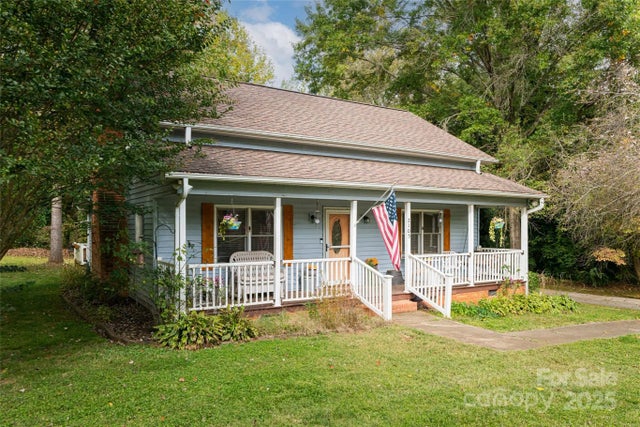 2105 Ne 22nd Avenue, Hickory