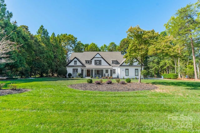 1946 Brawley School Road, Mooresville