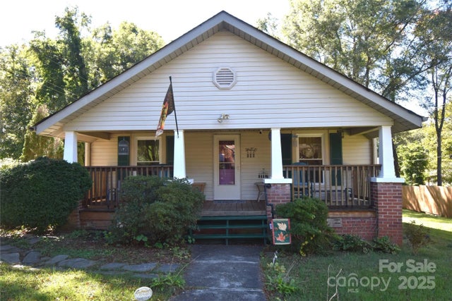 103 W Herman Street, Newton