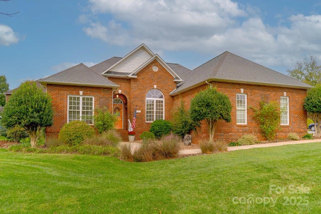 811 4th Street Ne, Conover