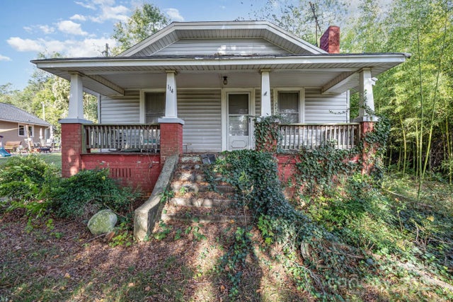 114 Bristol Drive, Statesville