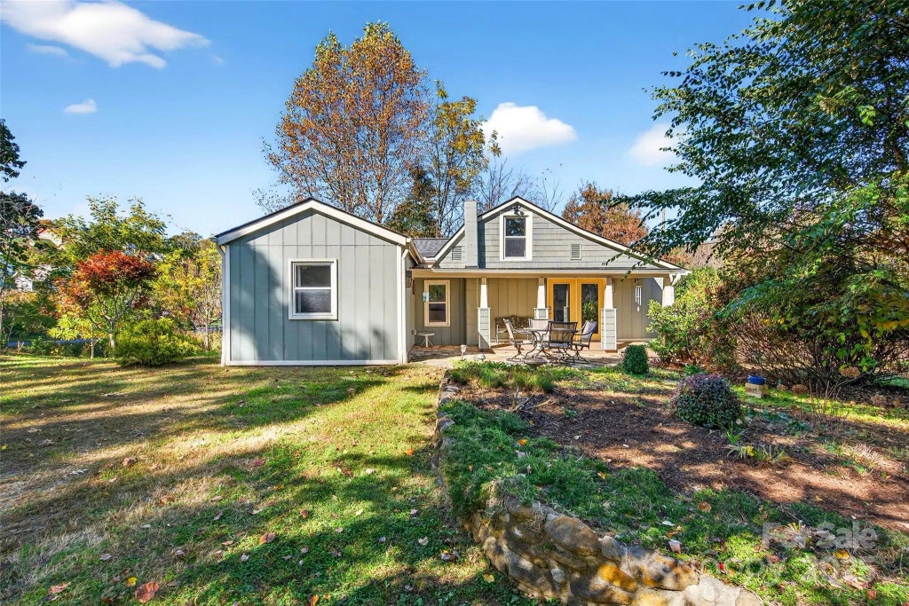 411 Hiawassee Avenue 1, Black Mountain