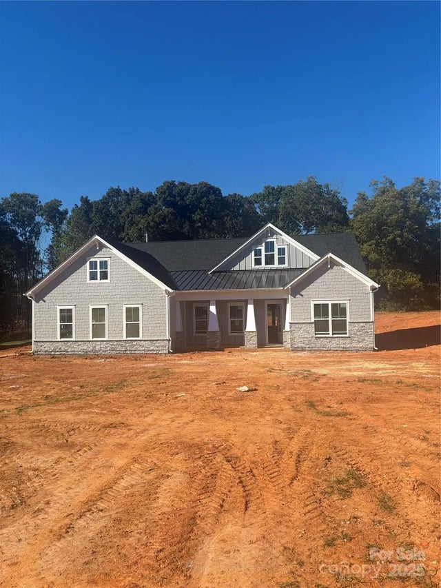 516 Fern Hill Road, Mooresville