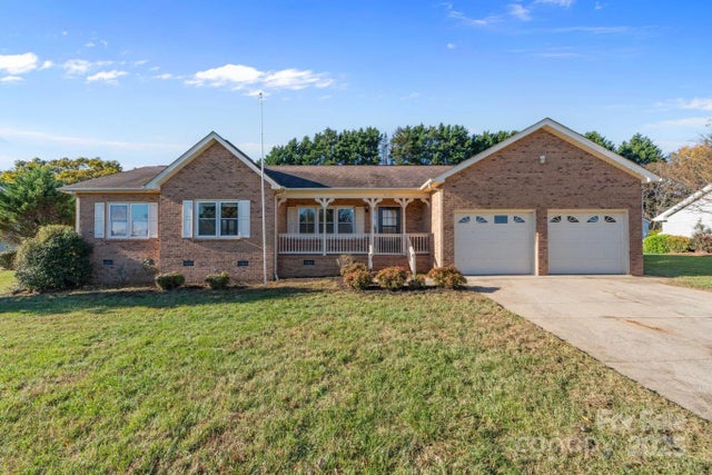 5149 Olde School Drive, Hickory