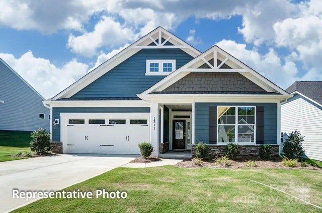 126 S Dunlavin Way, Mooresville