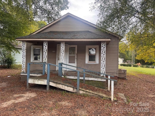 355 Camden Court Nw, Concord