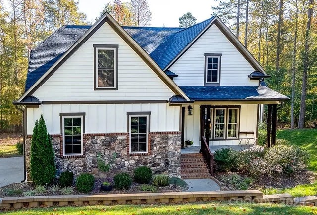 284 Ikerd Drive Se, Concord