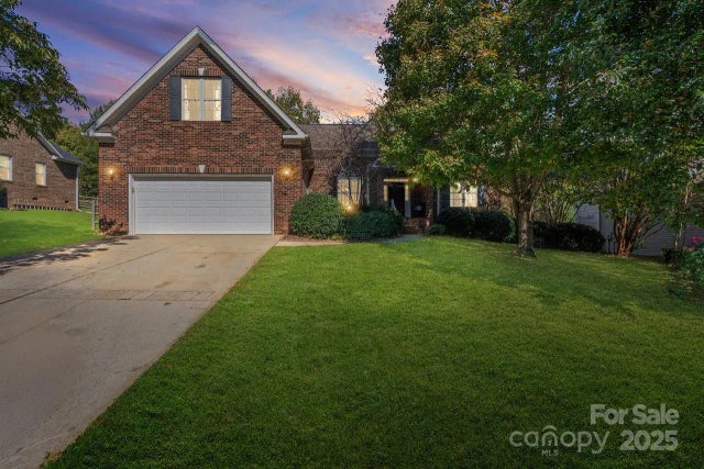 145 Quail Haven Drive, Troutman