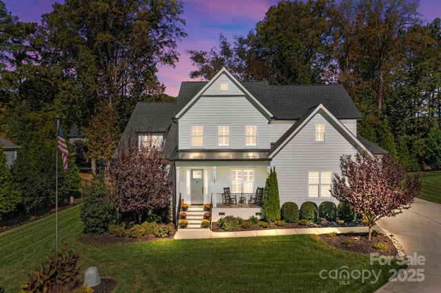 109 Fairfax Court, Mooresville