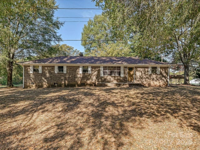 341 Camp Creek Road, Iron Station