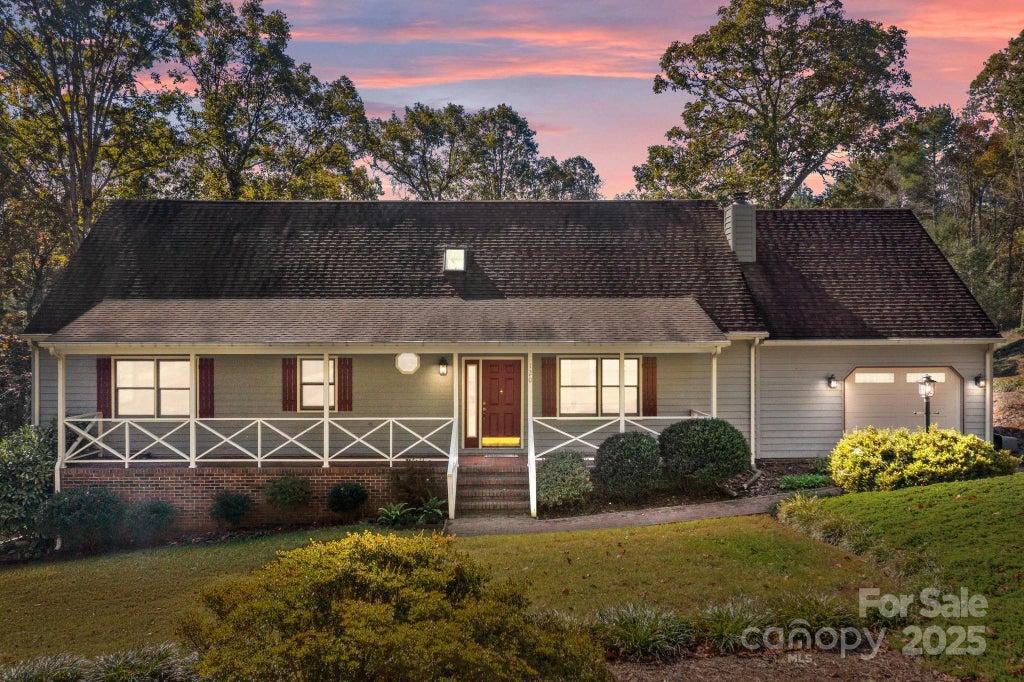 120 Apple Blossom Drive, Morganton