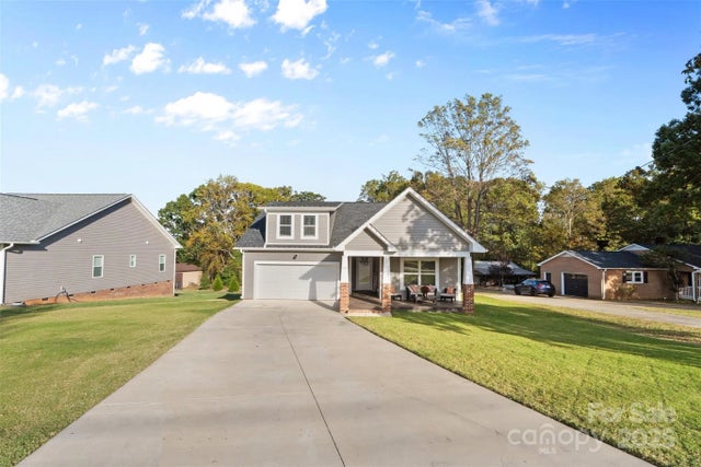 1417 Azalea Avenue, Kannapolis