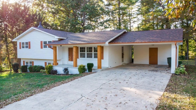 3851 Idlewood Acres Road, Hickory