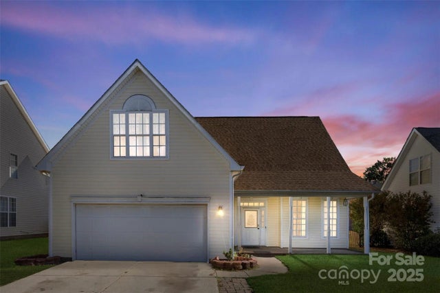 7426 Sparkleberry Drive, Indian Trail