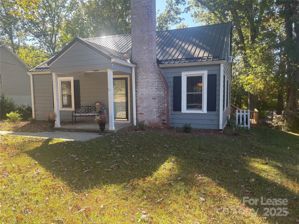 507 Mountain View Street, Morganton