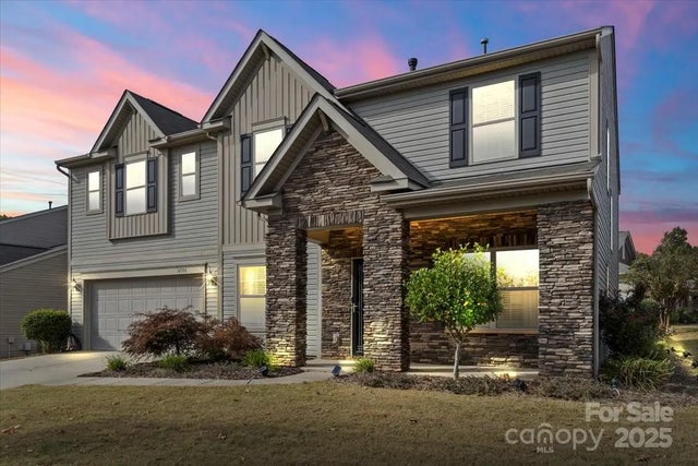 14706 Metaghan Court, Charlotte